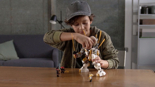 Amazon.com: LEGO NINJAGO Legacy Golden Mech 71702, Cool Toys for